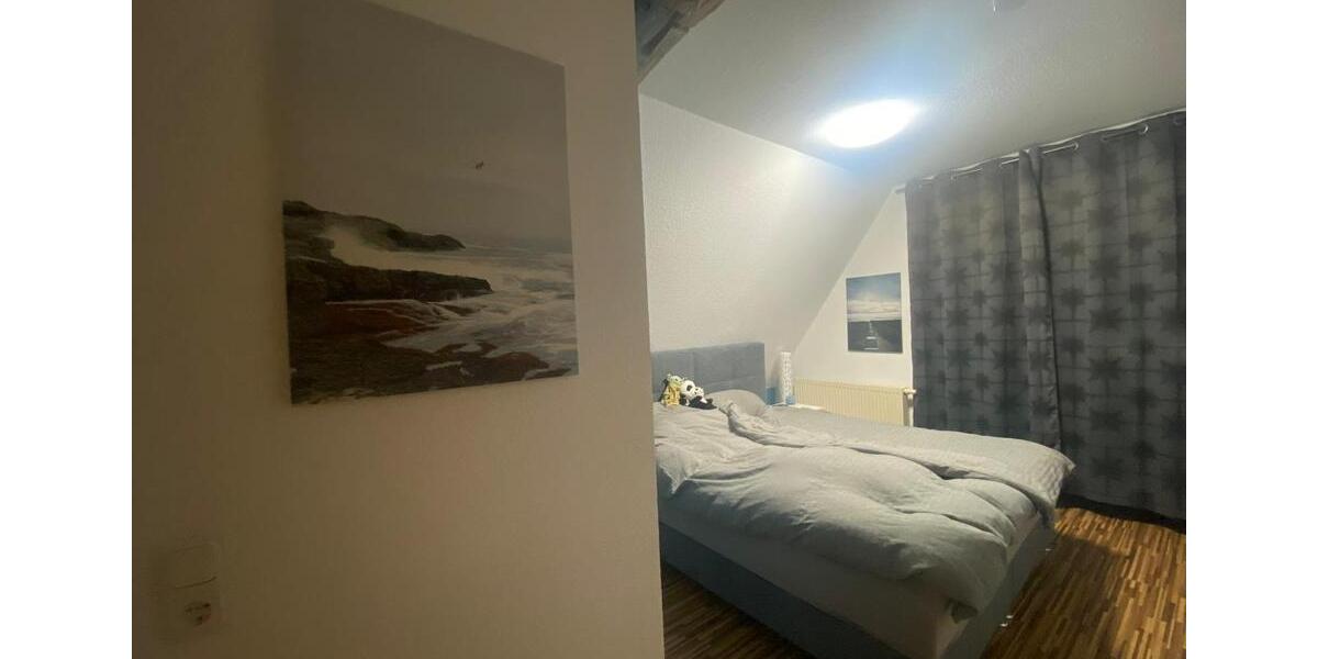 Dachgeschoßwohnung Schortens - 2 Zimmer, 75 m&sup2;, 600&euro; | Angebot:24862359