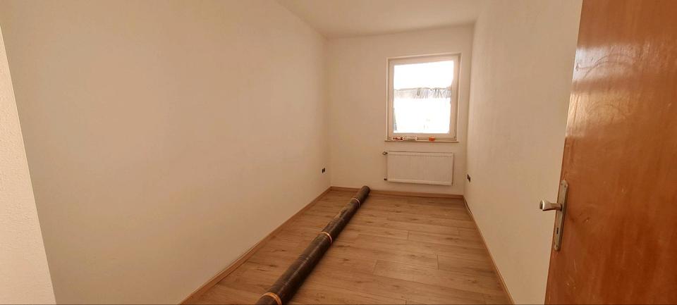 Etagenwohnung Unterneukirchen - 5 Zimmer, 132 m&sup2;, 1.700&euro; | Angebot:25857758
