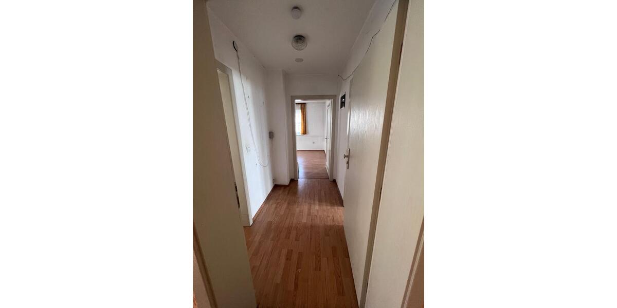 Erdgeschoßwohnung Eschwege - 2 Zimmer, 51 m&sup2;, 300&euro; | Angebot:25993473