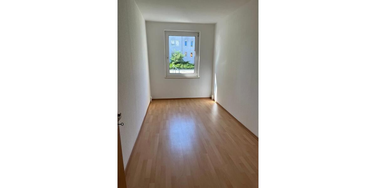 Etagenwohnung Löbau - 2 Zimmer, 55 m&sup2;, 290&euro; | Angebot:25902806