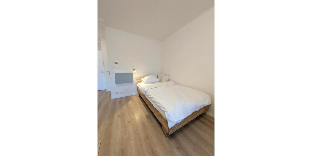 Wohnen auf Zeit Neuss - 1 Zimmer, 30 m&sup2;, 790&euro; | Angebot:24756916
