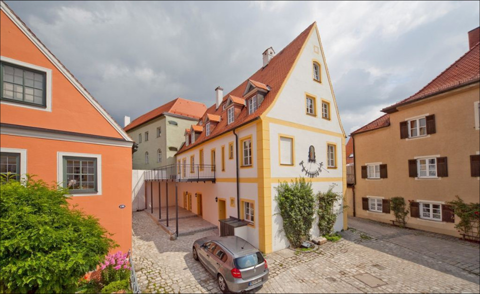 EG-Wohnung mit Terrasse in der oberen Altstadt von Neuburg 2 zimmer