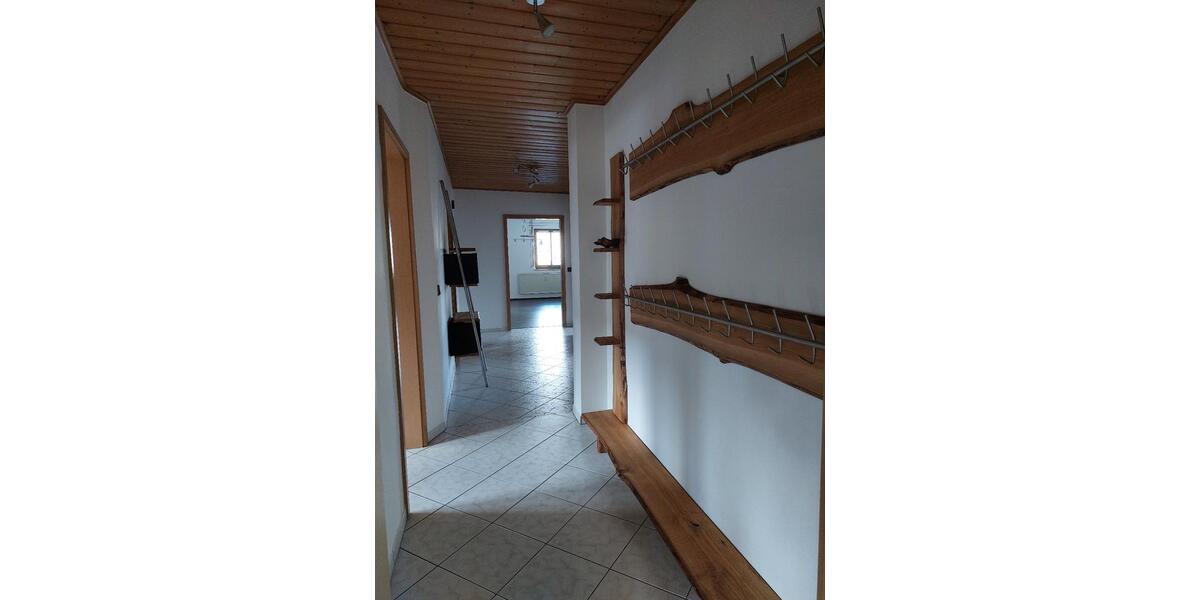 Dachgeschoßwohnung Bechhofen - 4 Zimmer, 114 m&sup2;, 700&euro; | Angebot:25978856