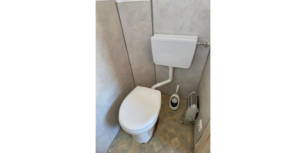 Wohnen auf Zeit Nürtingen - 1 Zimmer, 14 m&sup2;, 380&euro; | Angebot:26495036