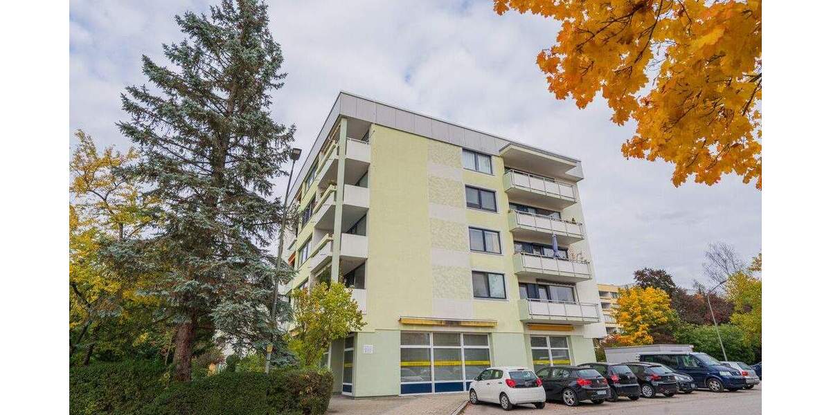 **Heike Borchers Immobilien**Renovierte 1-Zimmerwohnung mit viel Tageslicht und gemütlicher Loggia** 1 zimmer