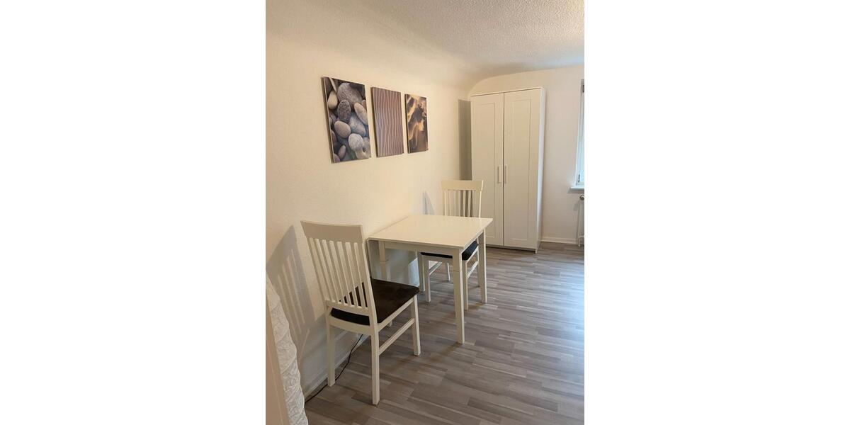 Dachgeschoßwohnung Kirchen (Sieg) - 1 Zimmer, 30 m&sup2;, 340&euro; | Angebot:26144545