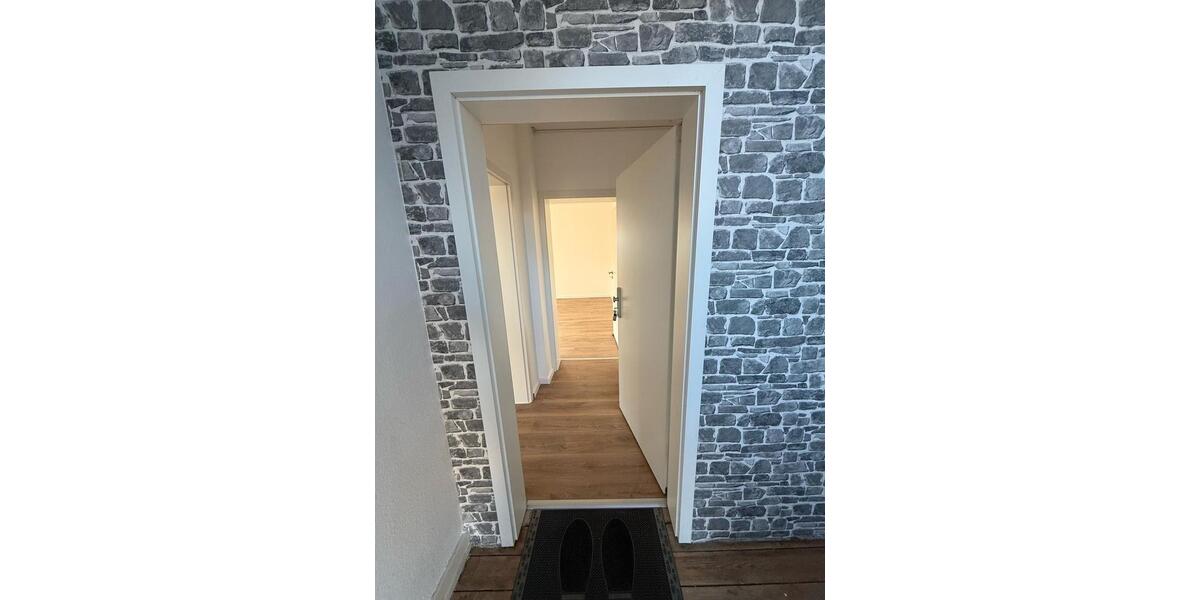 Etagenwohnung Frankfurt am Main Ost - 4 Zimmer, 90 m&sup2;, 1.800&euro; | Angebot:26429880