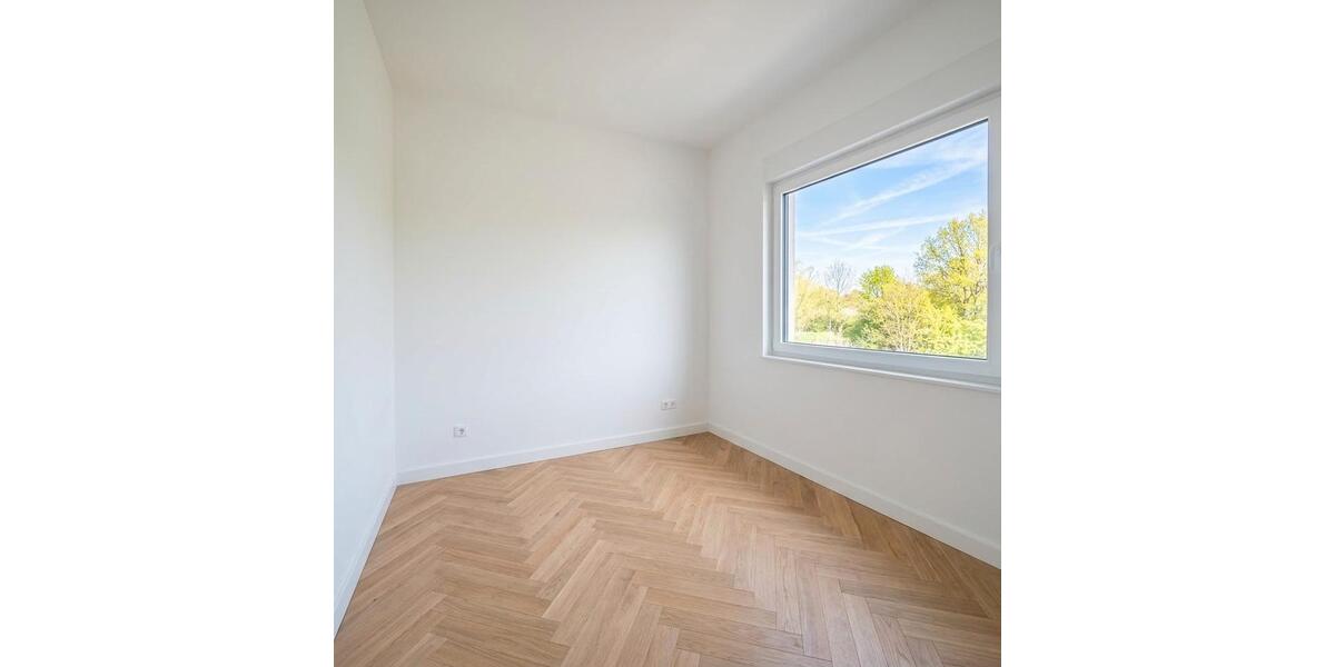 Wohnen auf Zeit Frankfurt am Main Ostend - 5 Zimmer, 94 m&sup2;, 560&euro; | Angebot:26486210