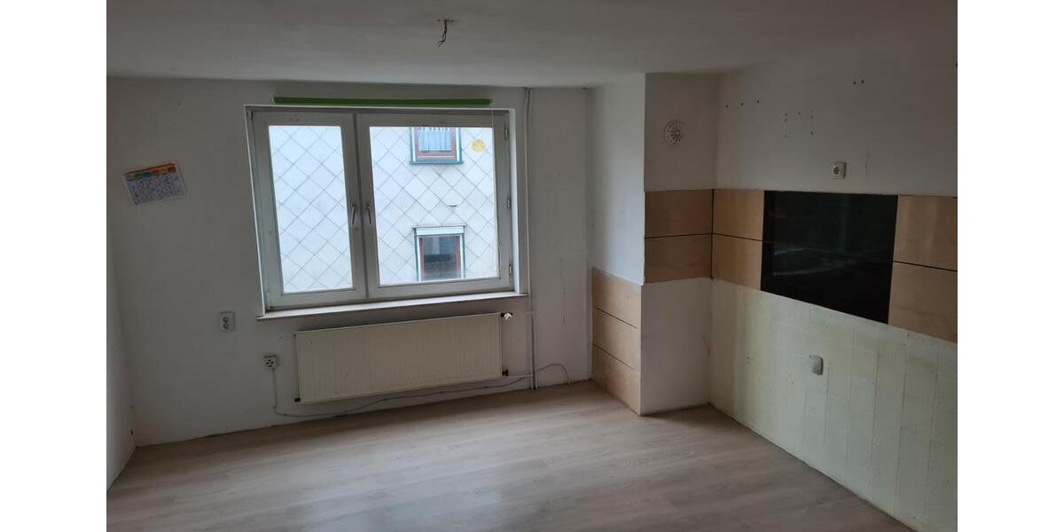 Terrassenwohnung Stadtoldendorf - 5 Zimmer, 180 m&sup2;, 900&euro; | Angebot:26261959