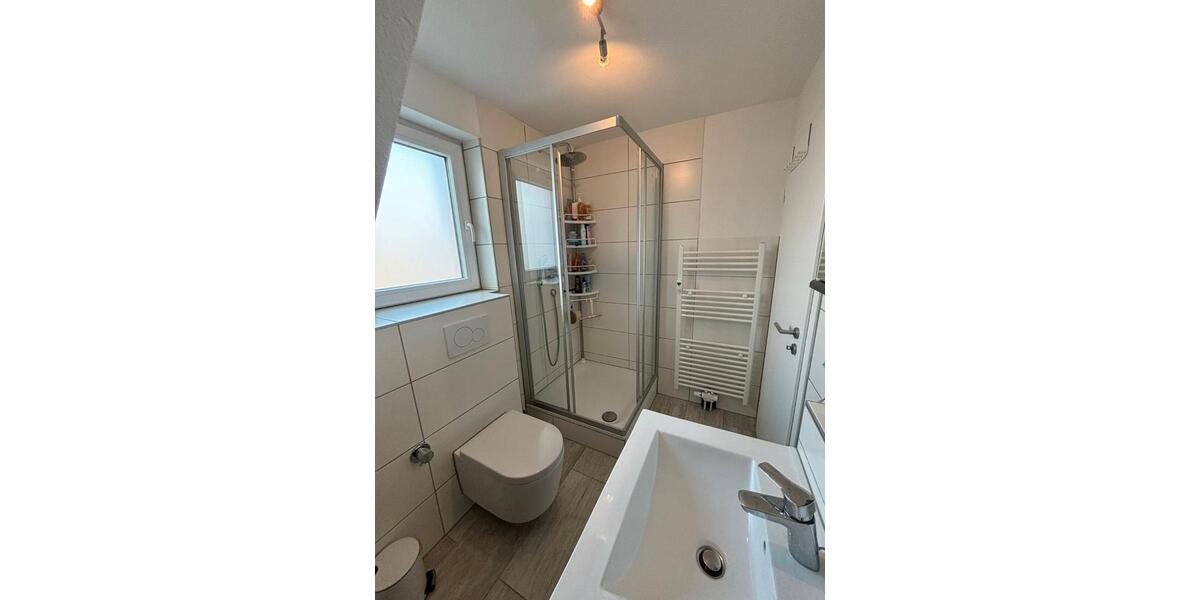 Wohnen auf Zeit Karlsruhe Mühlburg - 5 Zimmer, 125 m&sup2;, 475&euro; | Angebot:25982124