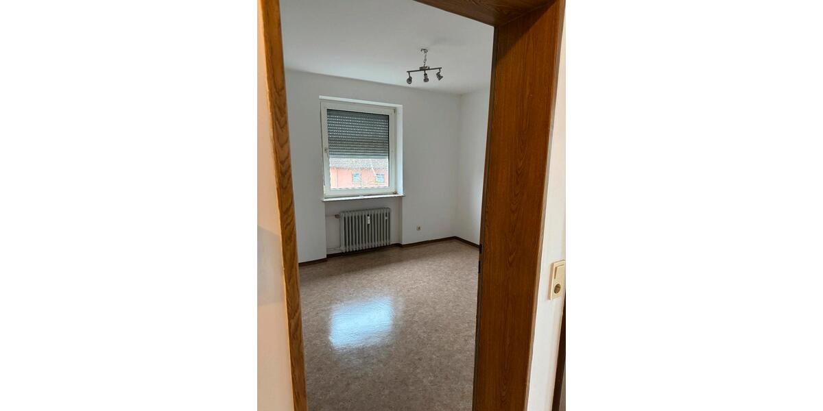 Etagenwohnung Rothenburg ob der Tauber - 3 Zimmer, 75 m&sup2;, 750&euro; | Angebot:25017957