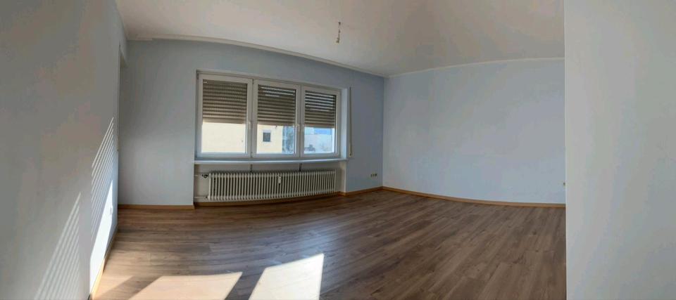 Etagenwohnung Langenzenn - 3 Zimmer, 78 m&sup2;, 1.020&euro; | Angebot:24566139