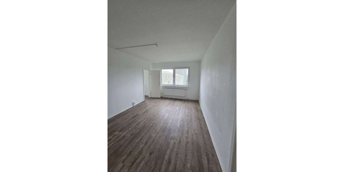 Etagenwohnung Schwerin Mueßer Holz - 3 Zimmer, 63 m&sup2;, 438&euro; | Angebot:27014310