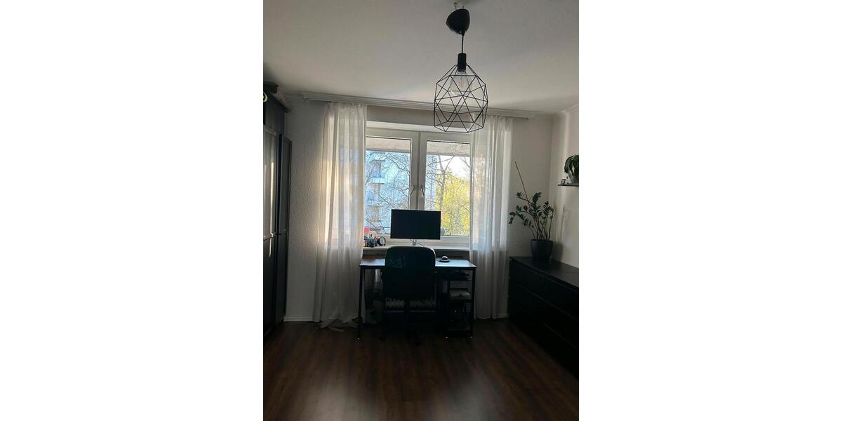 Etagenwohnung Lübeck Sankt Gertrud - 2 Zimmer, 78 m&sup2;, 1.300&euro; | Angebot:26461741