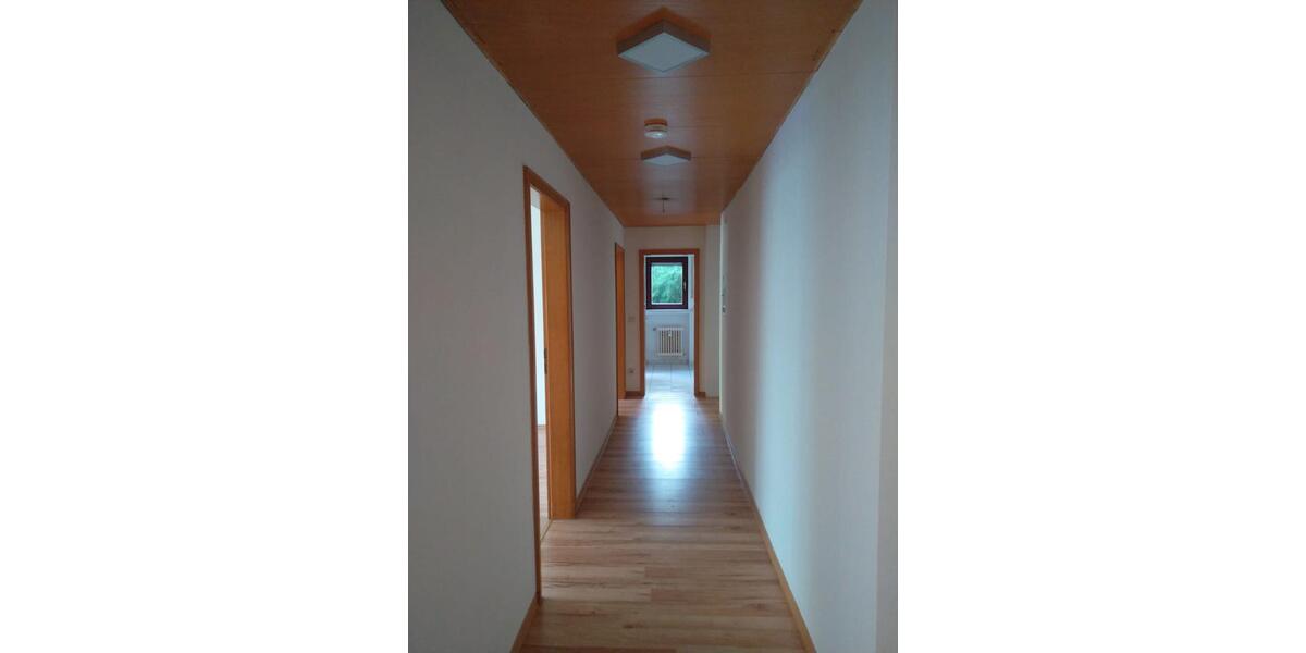 Erdgeschoßwohnung Reichshof - 3 Zimmer, 70 m&sup2;, 490&euro; | Angebot:26145675