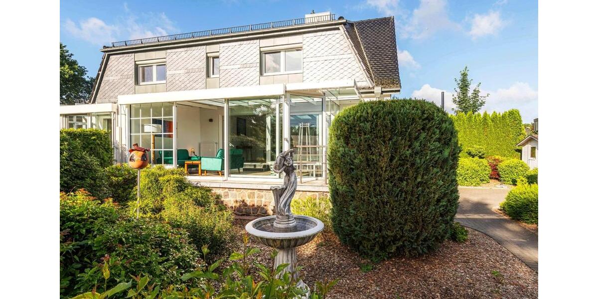 Etagenwohnung Waren (Müritz) - 4 Zimmer, 115 m&sup2;, 1.999&euro; | Angebot:24875366