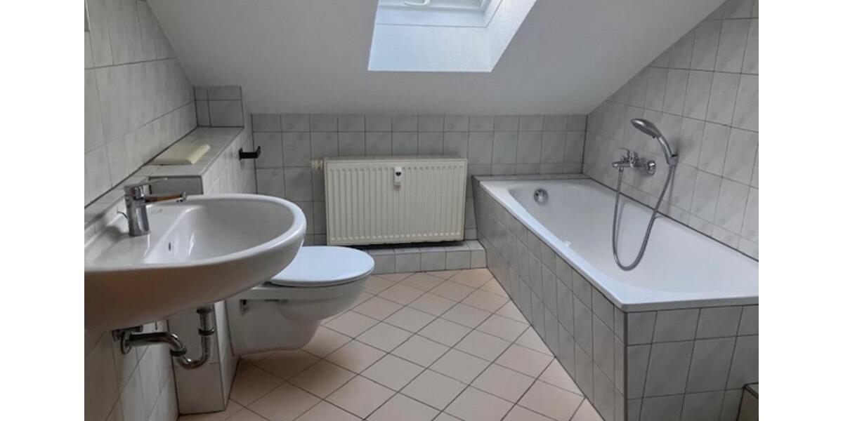 Dachgeschoßwohnung Ilmenau Frauenwald - 3 Zimmer, 62 m&sup2;, 425&euro; | Angebot:25146731