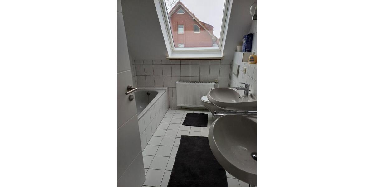 Dachgeschoßwohnung Cloppenburg - 3 Zimmer, 99 m&sup2;, 85&euro; | Angebot:22789465