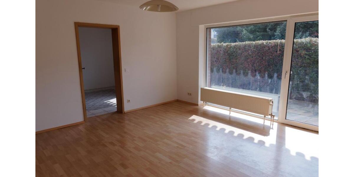 Etagenwohnung Lügde - 3 Zimmer, 88 m&sup2;, 500&euro; | Angebot:25991599