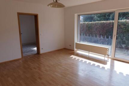 Wohnung Lügde - 3 Zimmer, 88 m&sup2;, 500&euro; | Angebot:25991599