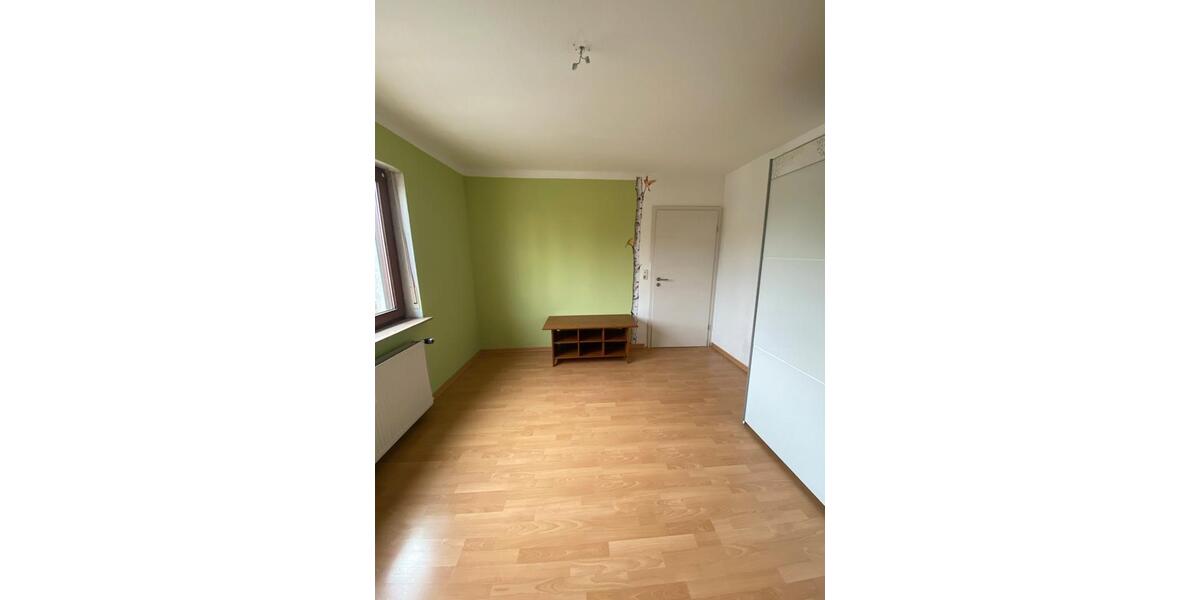 Etagenwohnung Fulda - 5 Zimmer, 115 m&sup2;, 490&euro; | Angebot:26578834