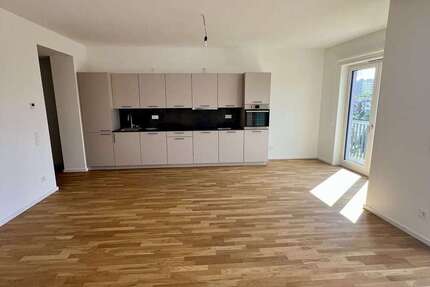 Wohnung Berlin Hakenfelde - 4 Zimmer, 91 m&sup2;, 1.908&euro; | Angebot:26795830