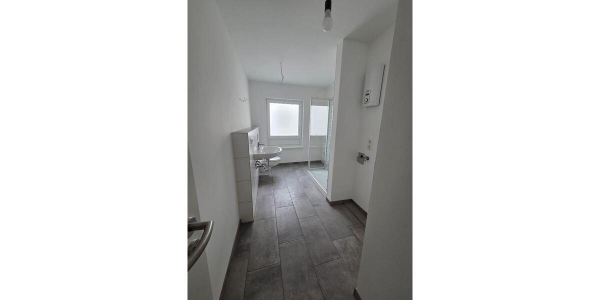 Etagenwohnung Heide - 4 Zimmer, 90 m&sup2;, 950&euro; | Angebot:25571425