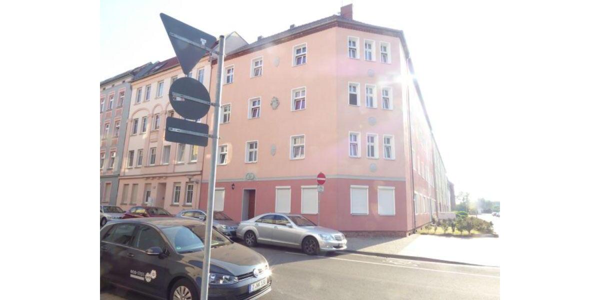 Etagenwohnung Brandenburg an der Havel - 1 Zimmer, 35 m&sup2;, 295&euro; | Angebot:25569850