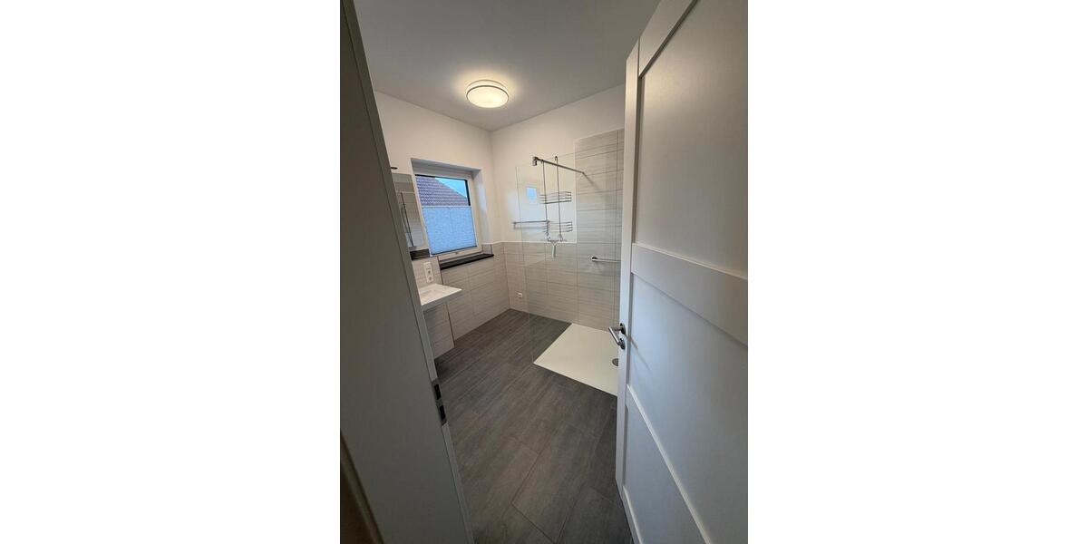 Dachgeschoßwohnung Schlüchtern - 5 Zimmer, 148 m&sup2;, 1.300&euro; | Angebot:24867340