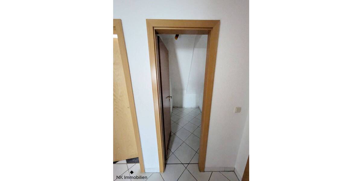 Etagenwohnung Zwickau Innenstadt - 4 Zimmer, 95 m&sup2;, 620&euro; | Angebot:26779409