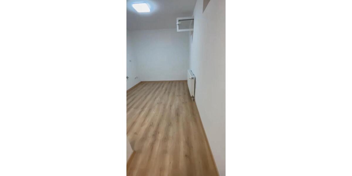 Etagenwohnung Bellheim - 1.5 Zimmer, 37 m&sup2;, 685&euro; | Angebot:26037157