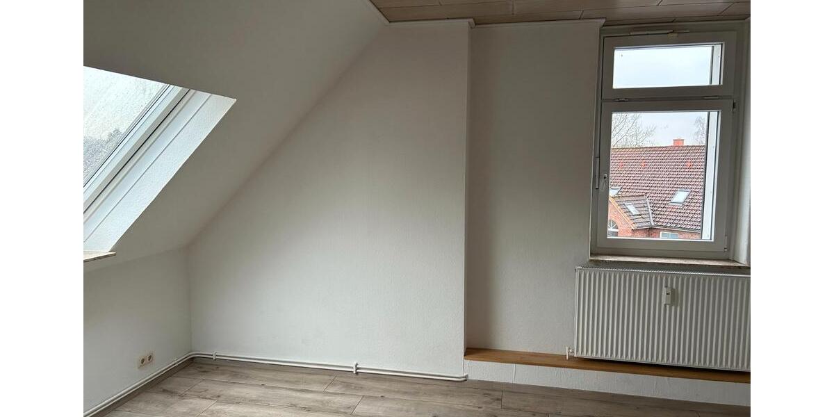 Etagenwohnung Hohenlockstedt - 2 Zimmer, 77 m&sup2;, 585&euro; | Angebot:26415347