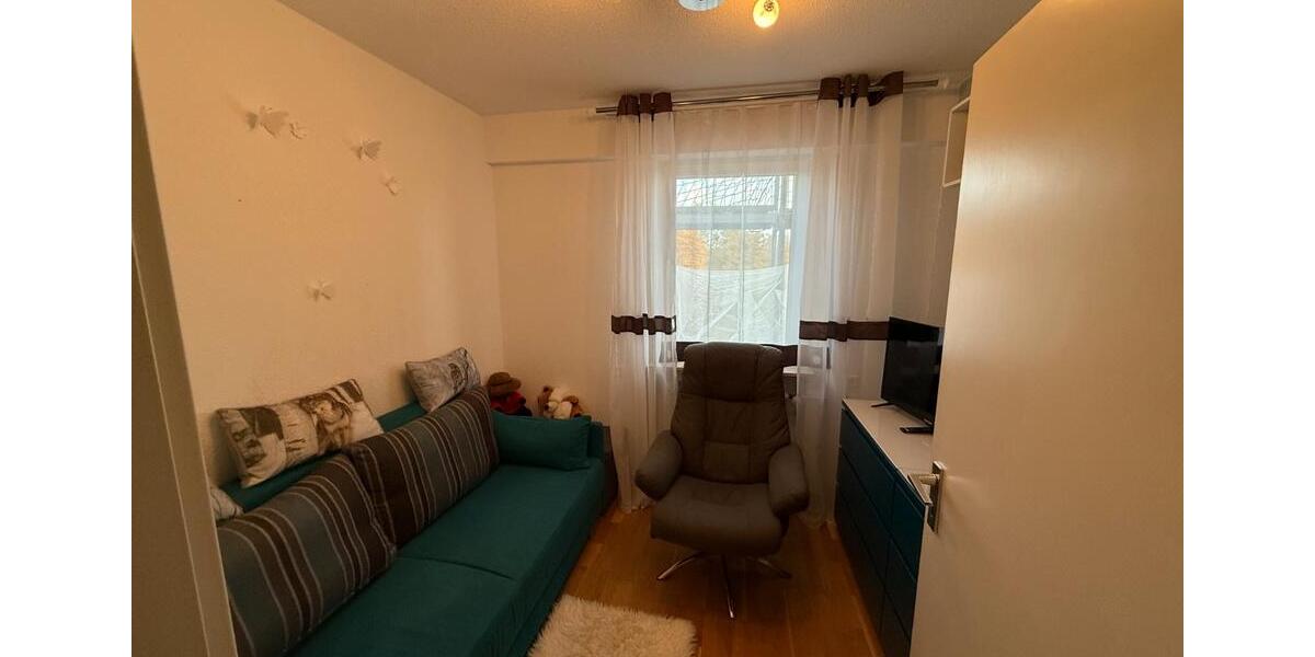 Etagenwohnung Freudenstadt - 3 Zimmer, 73 m&sup2;, 700&euro; | Angebot:26247544