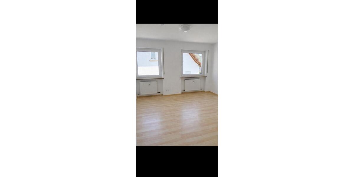 Wohnen auf Zeit Lisberg - 1 Zimmer, 12 m&sup2;, 330&euro; | Angebot:26541634