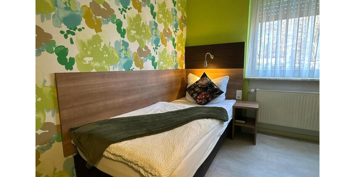 Wohnen auf Zeit Herbrechtingen - 14 Zimmer, 20 m&sup2;, 500&euro; | Angebot:25959741