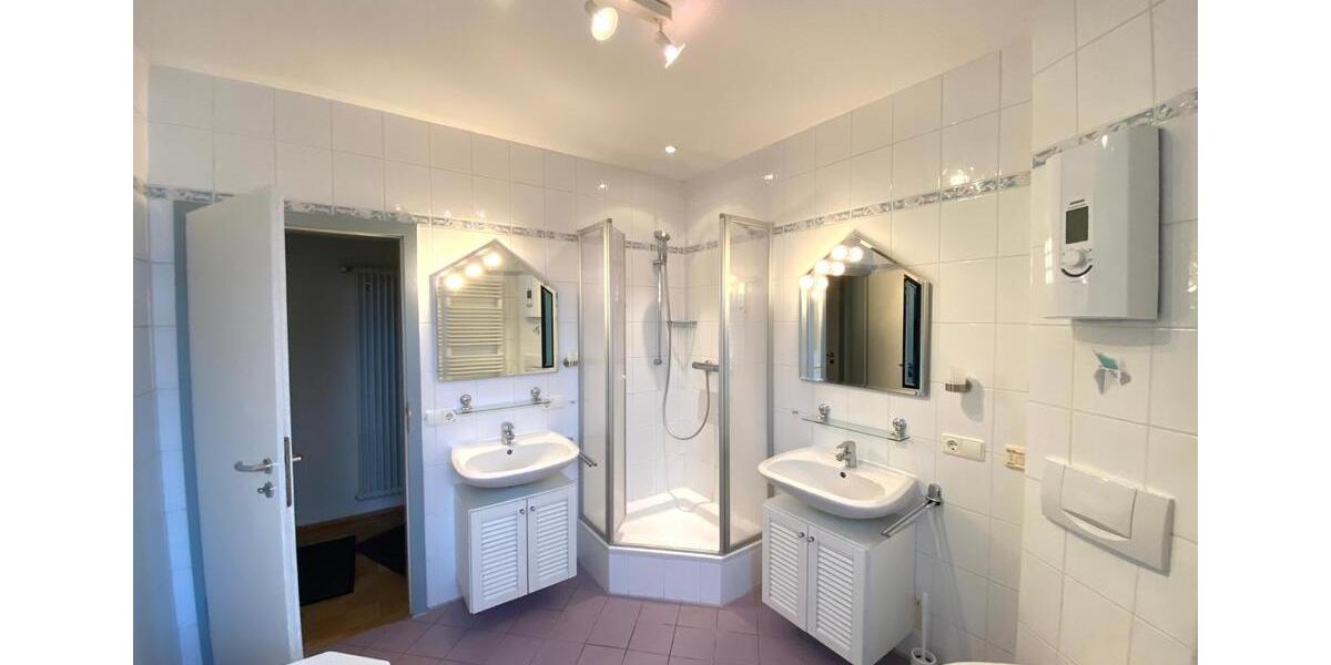 Etagenwohnung Bayreuth City - 3 Zimmer, 110 m&sup2;, 1.100&euro; | Angebot:26238596