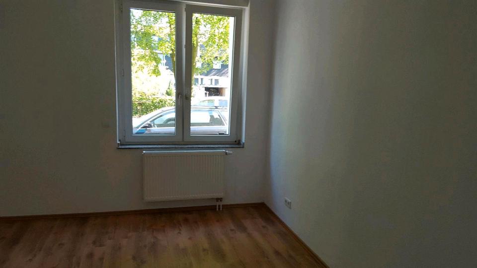 Erdgeschoßwohnung Duisburg Angerhausen - 2 Zimmer, 60 m&sup2;, 600&euro; | Angebot:26646044