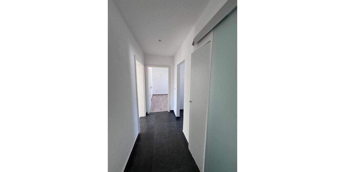 Etagenwohnung Bitterfeld-Wolfen Wolfen - 4 Zimmer, 70 m&sup2;, 490&euro; | Angebot:25728135