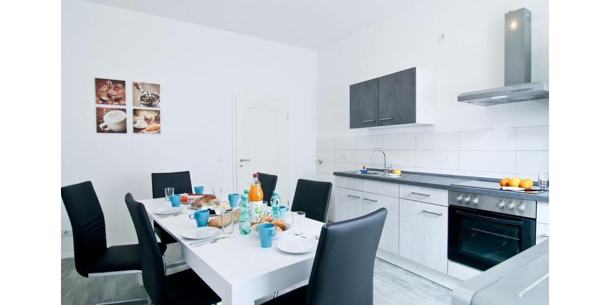 Hochwertige 4-Zimmerwohnung, komplett möbliert 4 zimmer