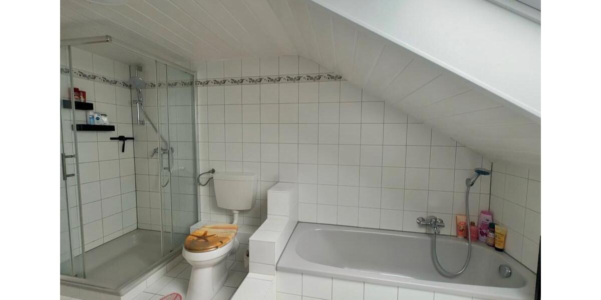 Dachgeschoßwohnung Steinwiesen - 3 Zimmer, 85 m&sup2;, 720&euro; | Angebot:24829119