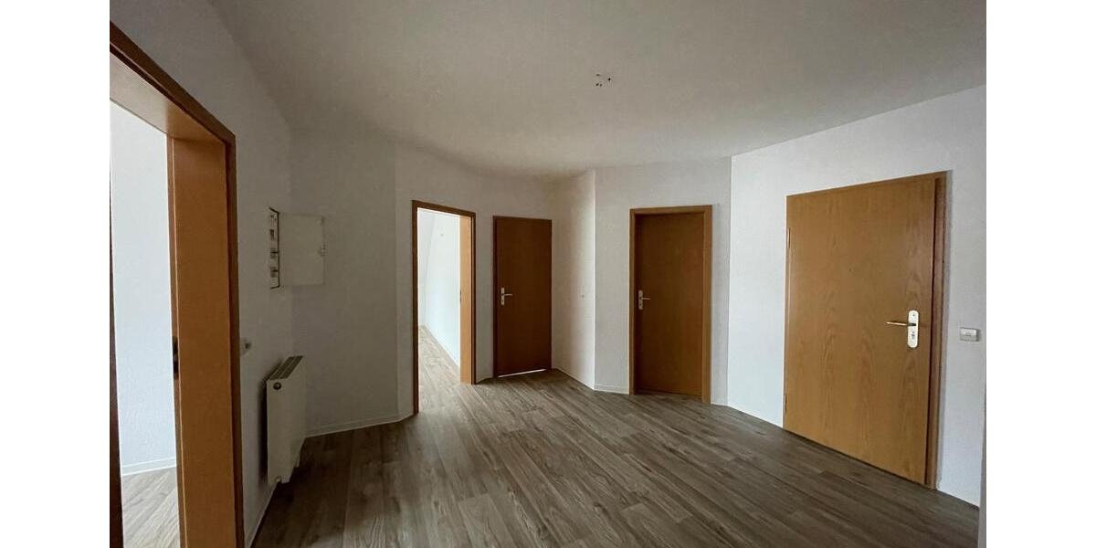 Etagenwohnung Auma-Weidatal Weidatal - 3 Zimmer, 94 m&sup2;, 564&euro; | Angebot:24256009