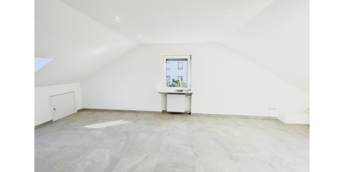Reihenhaus Kaufbeuren - 7.5 Zimmer, 190 m&sup2;, 2.250&euro; | Angebot:26633125