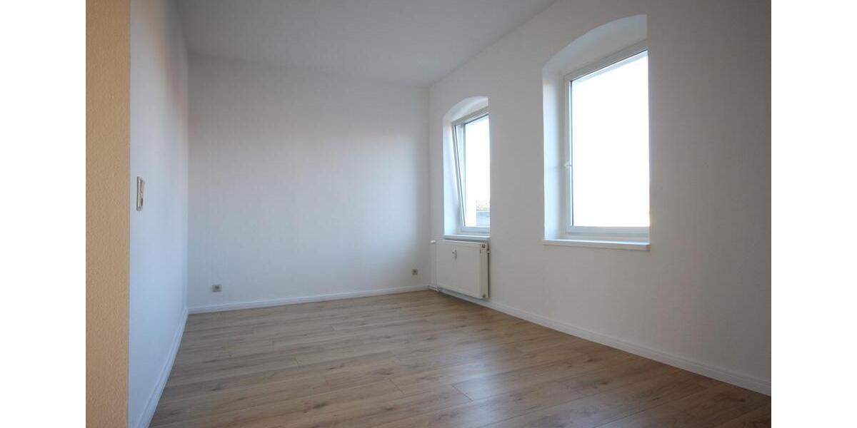 Etagenwohnung Nauen - 4 Zimmer, 85 m&sup2;, 1.195&euro; | Angebot:25976631