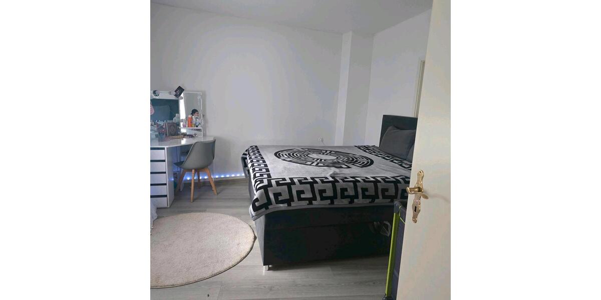 Etagenwohnung Völklingen - 5 Zimmer, 120 m&sup2;, 800&euro; | Angebot:26545564