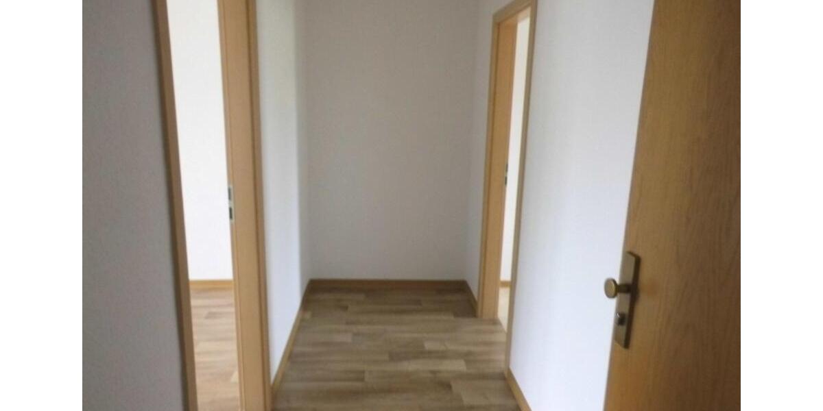 Etagenwohnung Strasburg (Uckermark) - 2 Zimmer, 51 m&sup2;, 296&euro; | Angebot:23511760