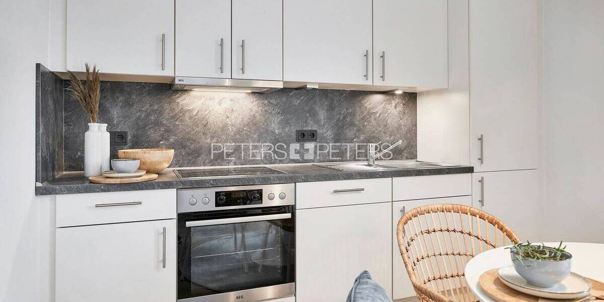 Etagenwohnung Schwerin Werdervorstadt - 3 Zimmer, 82 m&sup2;, 1.099&euro; | Angebot:26082830