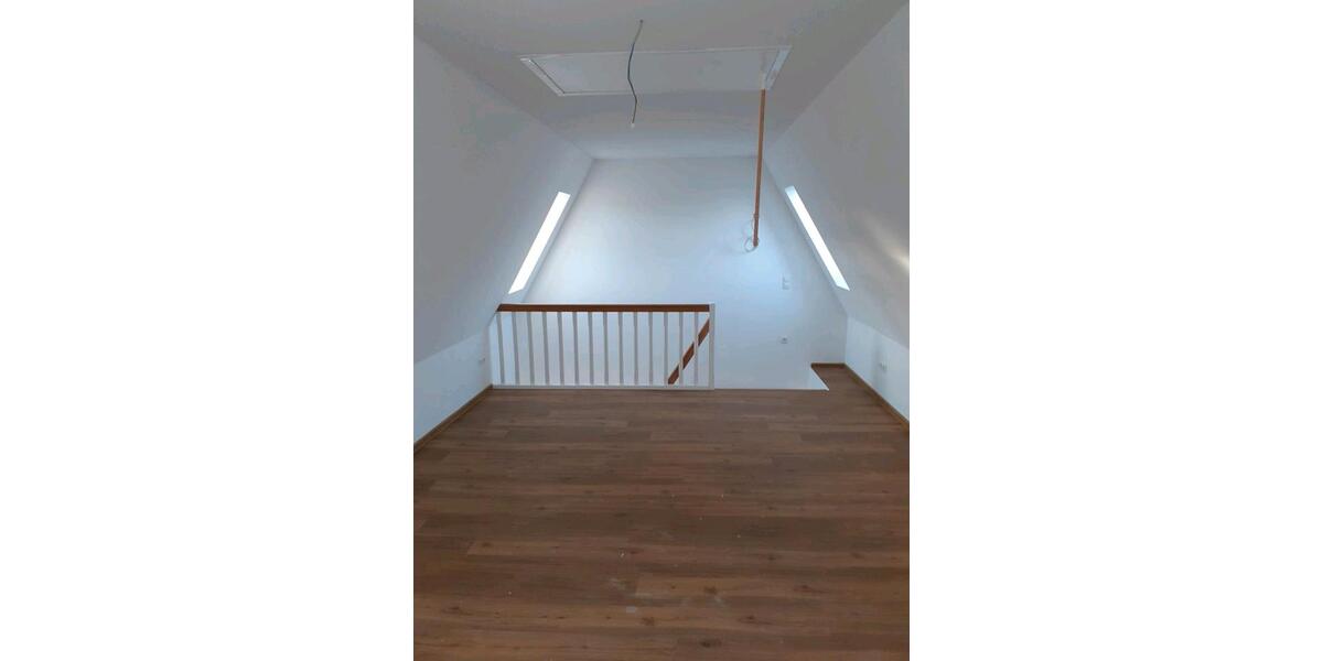 Dachgeschoßwohnung Oststeinbek - 2 Zimmer, 60 m&sup2;, 700&euro; | Angebot:26403073