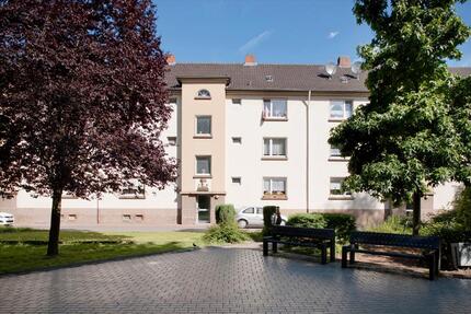 2 Zimmer plus Wohnküche in Düsseldorf-Lierenfeld 2 zimmer