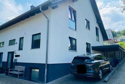 Komplette Doppelhaushälfte zu vermieten zimmer