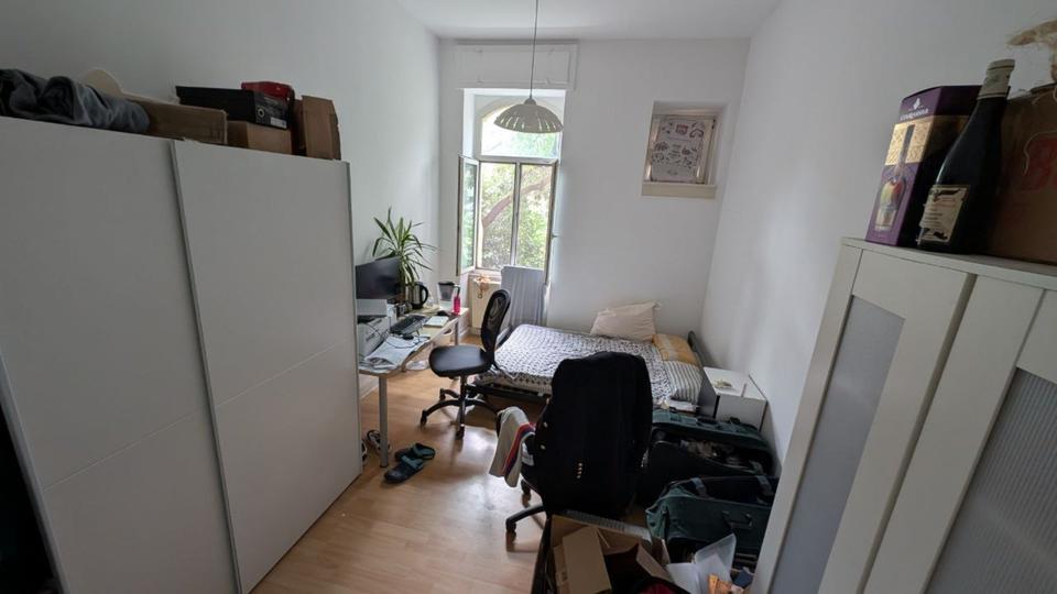 Möbliertes Zimmer in 3er WG